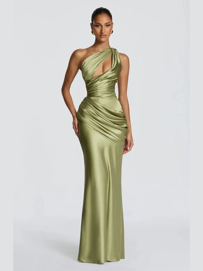 Robe Longue Sirène en Satin Froncé – Épaule Asymmétrique & Découpe | Coupe Slim Luxe 2026