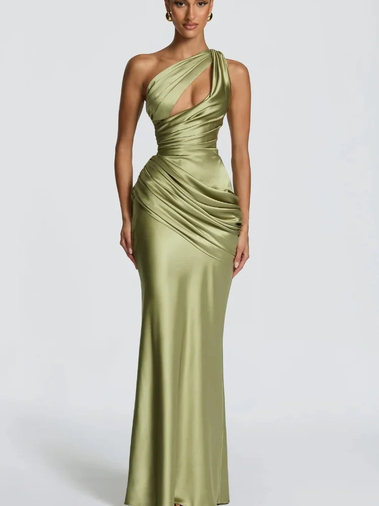 Robe Longue Sirène en Satin Froncé – Épaule Asymmétrique & Découpe | Coupe Slim Luxe 2026