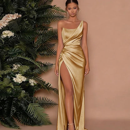 Robe Bustier Élégante en Satin – Bretelles Spaghetti, Col Asymmétrique & Coupe Slim