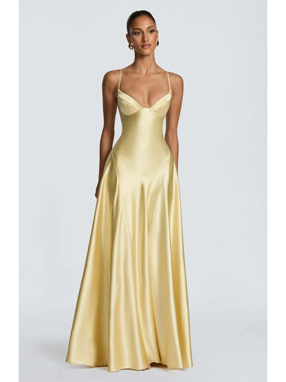 Robe Longue Sirène en Satin Froncé – Épaule Asymmétrique & Découpe | Coupe Slim Luxe 2026