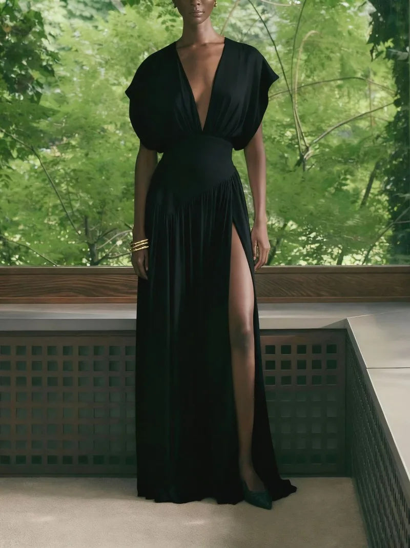 Robe Longue Élégante en Satin – Col V Plongeant, Fente Haute & Fluide | Invitée Mariage Luxe 2026