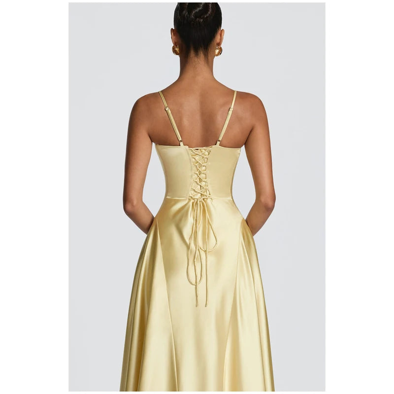 Robe Longue Sirène en Satin Froncé – Épaule Asymmétrique & Découpe | Coupe Slim Luxe 2026