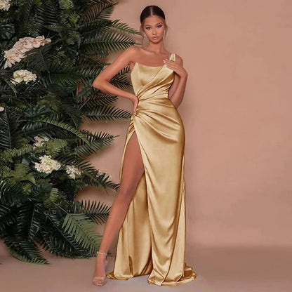 Robe Bustier Élégante en Satin – Bretelles Spaghetti, Col Asymmétrique & Coupe Slim