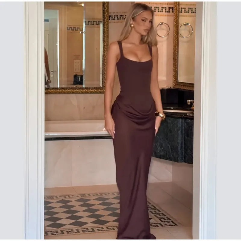 Robe Longue Sirène en Satin Froncé – Épaule Asymmétrique & Découpe | Coupe Slim Luxe 2026